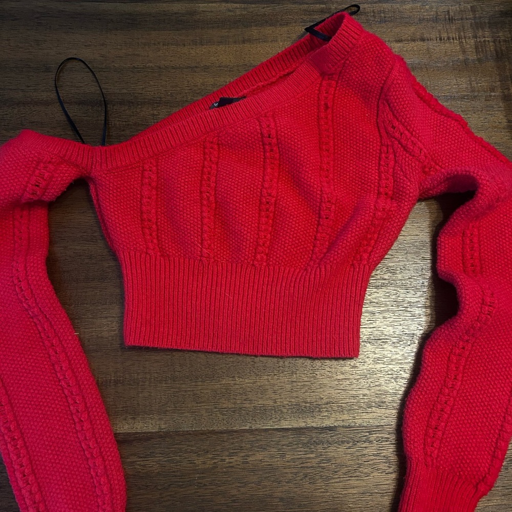 Hera Red Knitted Off-Shoulder Sweater